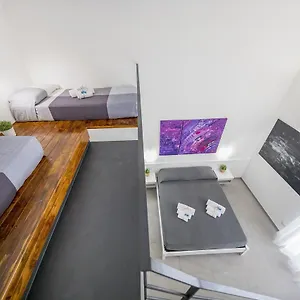 Pepito Palace Bed & Breakfast